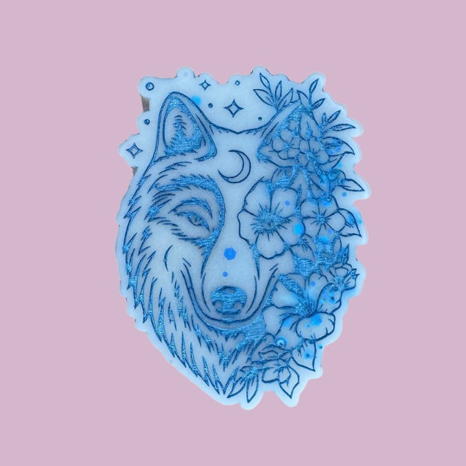 Snowkissed Lodge Flower Wolf Shape