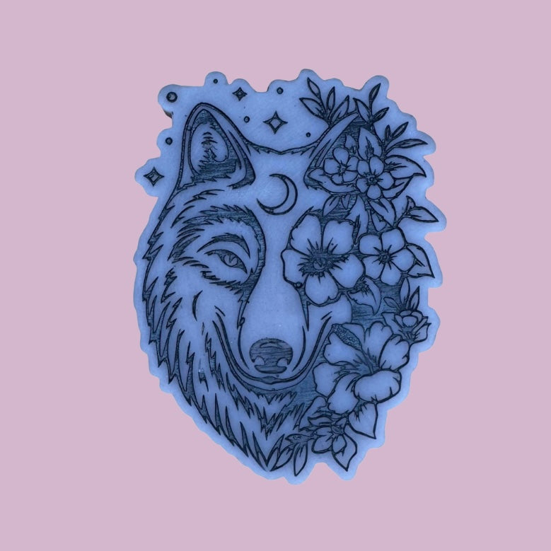 NG Bourbon Drenched Butterscotch Flower Wolf Shape