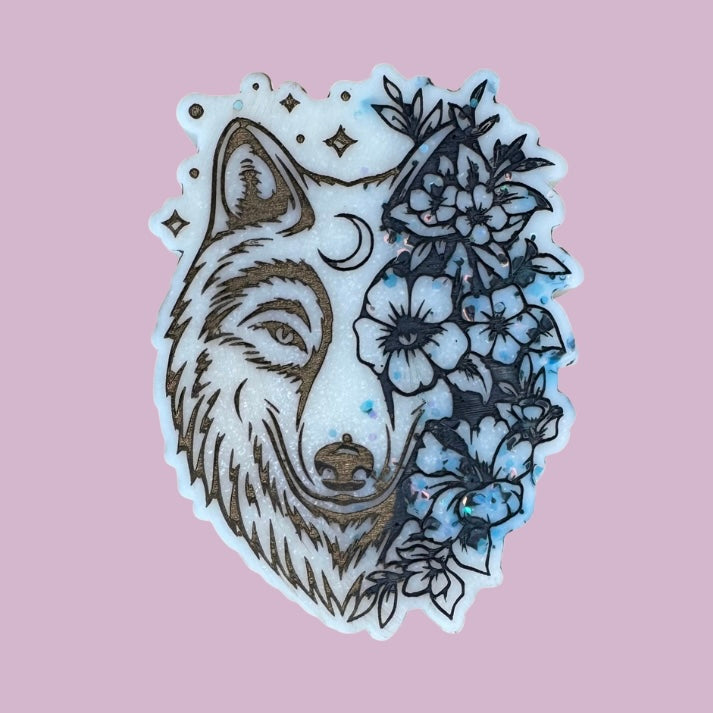 Agua Mistica Flower Wolf Shape