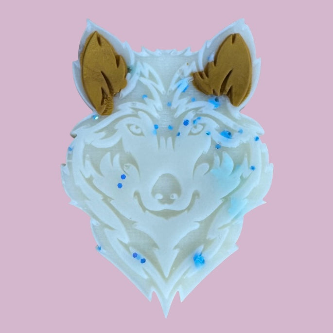 Snowflake Cookie & Cardamom Vanilla Wolf Shape