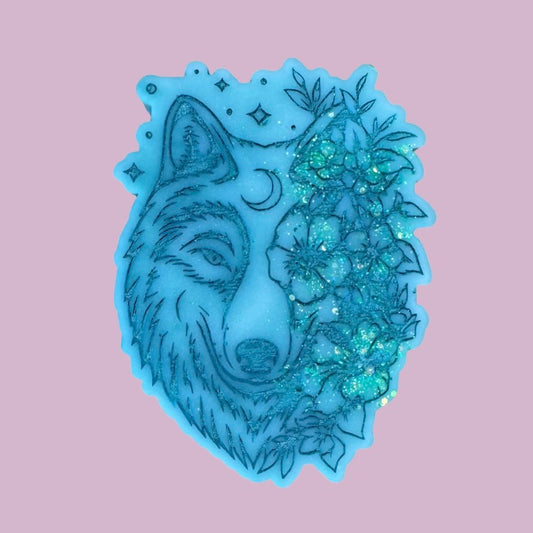 Lenny Sandalwood & Eucalyptus Flower Wolf Shape