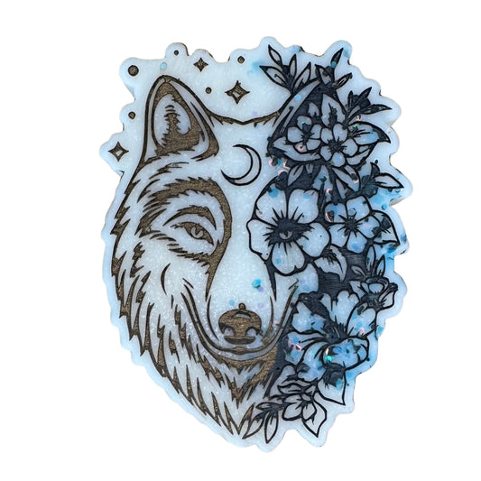 Agua Mistica Flower Wolf Shape